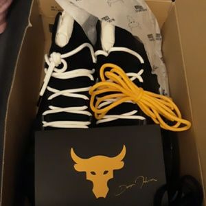 Under armour Dwayne Johnson shoes